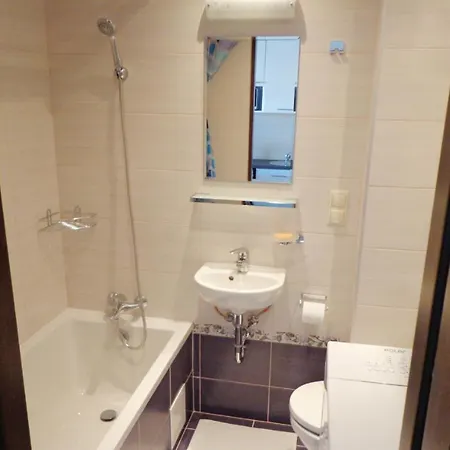 Central Yet Quiet Apartment *